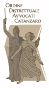 Il Consiglio dell&#039;Ordine degli Avvocati di Catanzaro consegna al Presidente del Tribunale di Catanzaro un defibrillatore da installare nel palazzo di giustizia